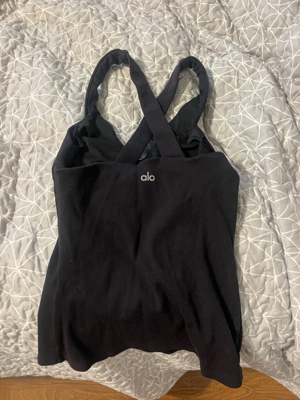 Alo Ribbed Tank Top - Picture 3 of 3